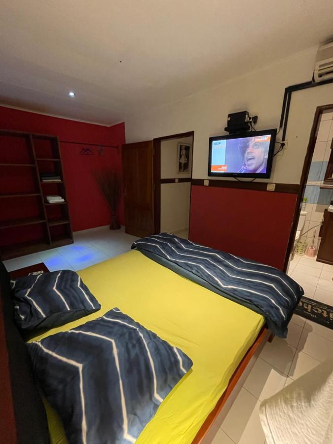Homestay Studio Yaoundé Esterno foto